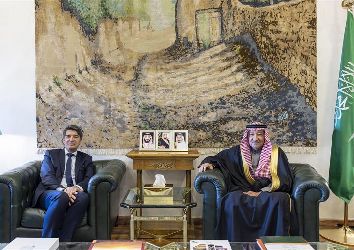 معالي نائب وزير الخارجية يستقبل سفير جمهورية فرنسا لدى المملكة 