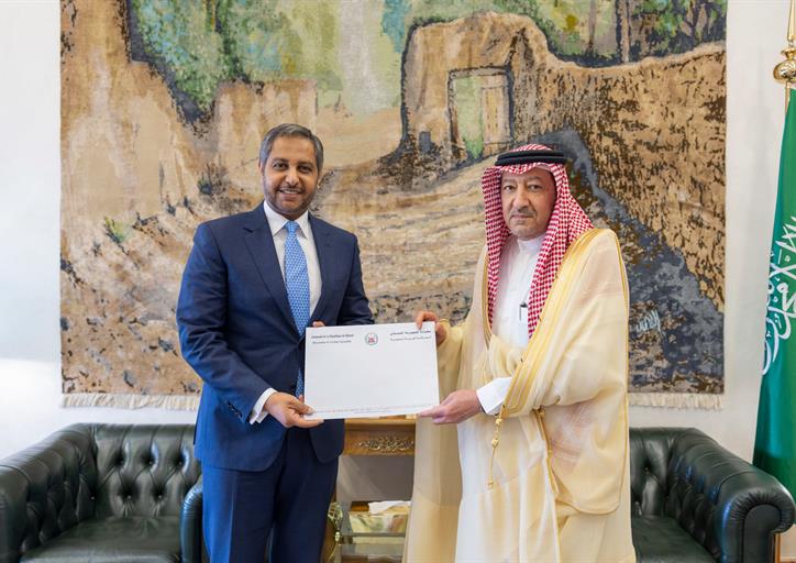 خادم الحرمين الشريفين يتلقى رسالة خطية من جمهورية جيبوتي