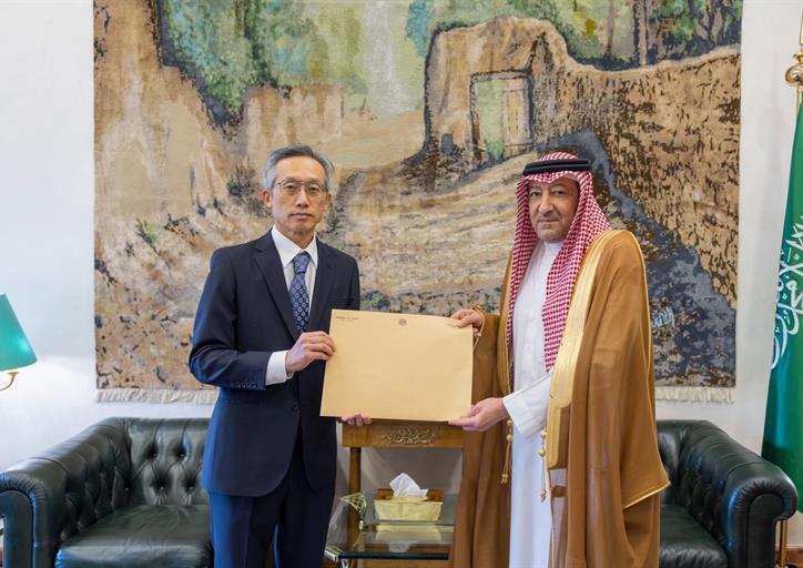 سمو ولي العهد يتلقى رسالة خطية من رئيسة وزراء اليابان