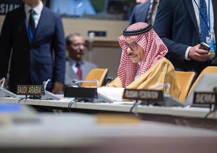 سمو وزير الخارجية يشارك في اجتماع ترويكا القمة العربية على المستوى الوزاري مع وزير خارجية جمهورية كوريا
