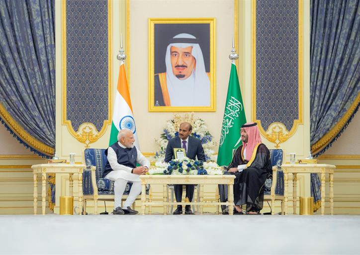  سمو ولي العهد يستقبل رئيس وزراء الهند ويعقدان جلسة مباحثات رسمية ويرأسان مجلس الشراكة الإستراتيجية السعودي الهندي