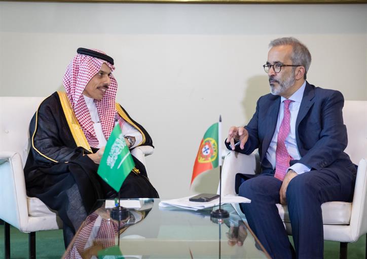  سمو وزير خارجية يلتقي وزير خارجية البرتغال