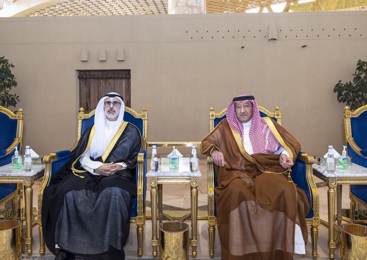  نائب وزير الخارجية يستقبل وزير خارجية الكويت لدى وصوله الرياض