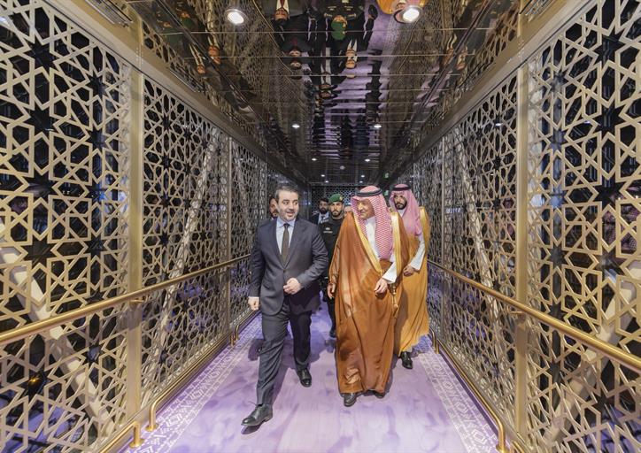 نائب وزير الخارجية يستقبل وزير خارجية سوريا لدى وصوله الرياض