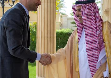 سمو وزير الخارجية يستقبل وزير خارجية فرنسا