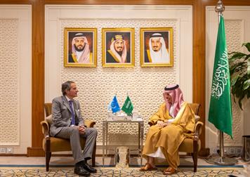 سمو وزير الخارجية يستقبل مدير عام الوكالة الدولية للطاقة الذرية