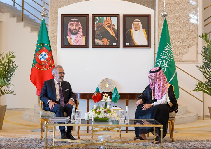 سمو وزير الخارجية يستقبل وزير خارجية البرتغال