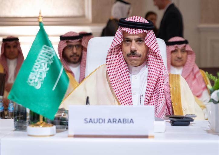 سمو وزير الخارجية يشارك في الاجتماع الوزاري التحضيري للقمة العربية الإسلامية الطارئة