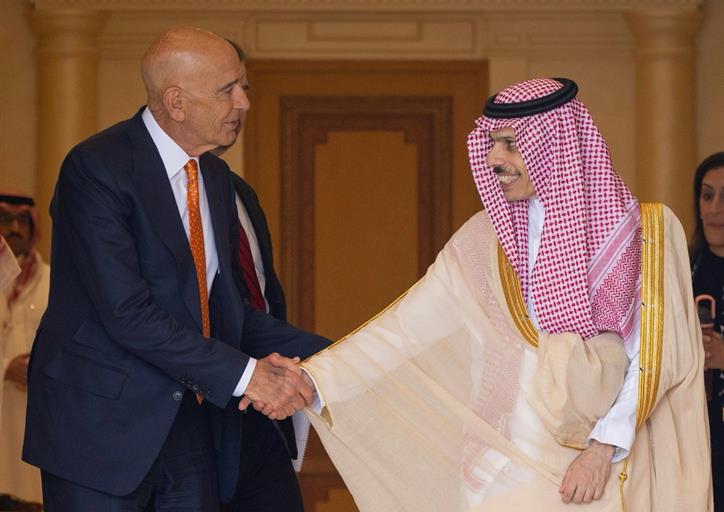  سمو وزير الخارجية يستقبل المبعوث الأمريكي إلى سوريا