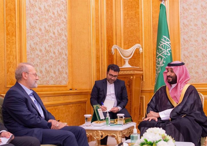 سمو ولي العهد يستقبل الأمين العام للمجلس الأعلى للأمن القومي الإيراني